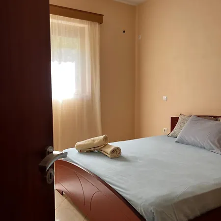 Retzo Apartment Sarande