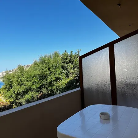 Retzo Apartment
